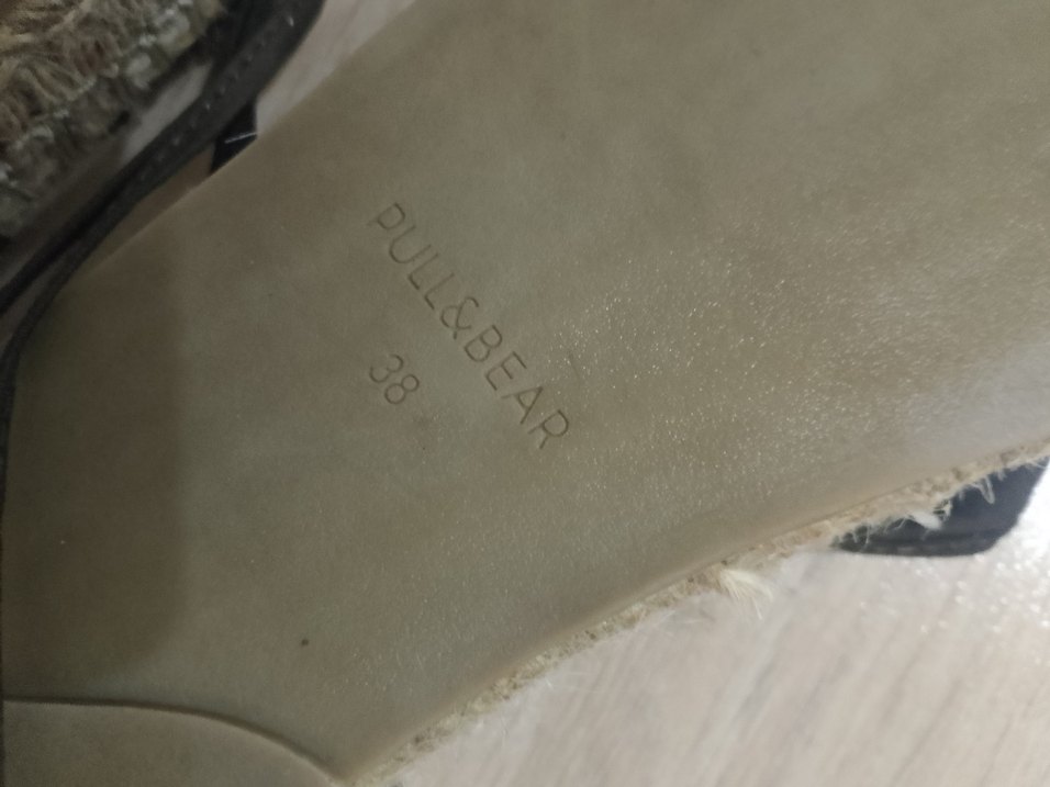 Pull Bear 38.  no  Siyah Dolgu Topuklu Kadın Sandalet - Görsel 3