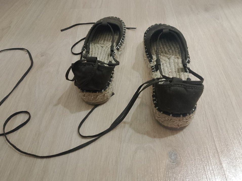 Pull Bear 38.  no  Siyah Dolgu Topuklu Kadın Sandalet - Görsel 4