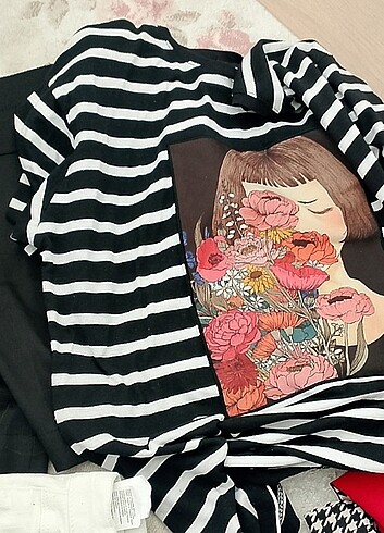 38 Beden siyah Renk M beden Batik şort etek hediye tişört
