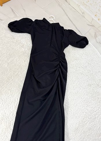 Uzun Siyah Drapeli Kadın Elbise
