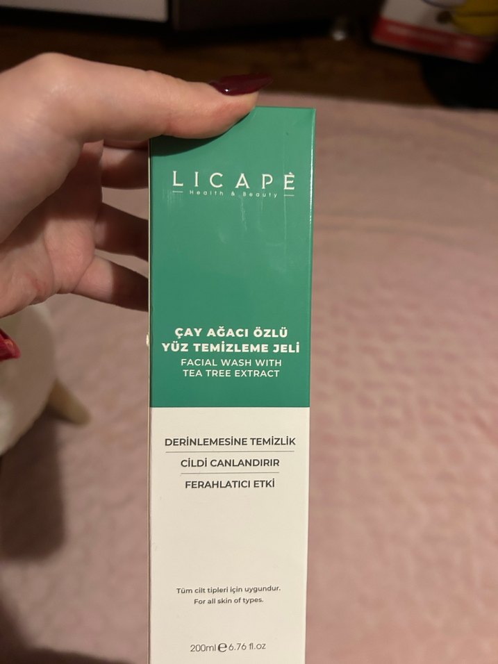 Licape Çay Ağacı Özlü Yüz Temizleme Jeli 200ml - Görsel 2