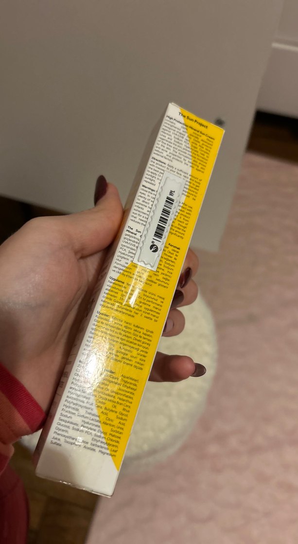 Yüksek Koruma Mineral Güneş Kremi SPF 50+ - Görsel 2