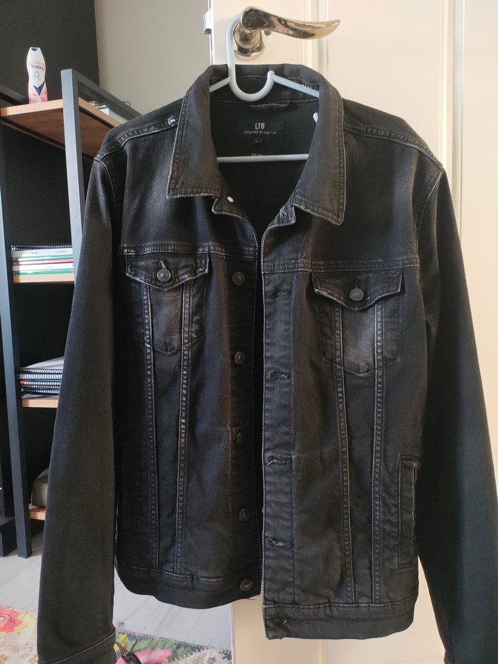 Siyah Düğmeli Kot Ceket - Görsel 2