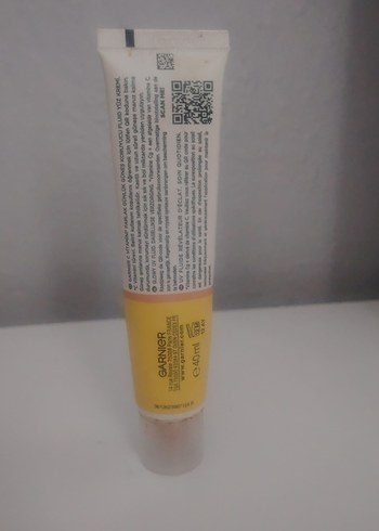 Garnier Vitamin C Güneş Koruyucu SPF 50 çok az kullanıldı. - Görsel 2