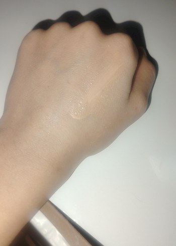 Garnier Vitamin C Güneş Koruyucu SPF 50 çok az kullanıldı. - Görsel 3