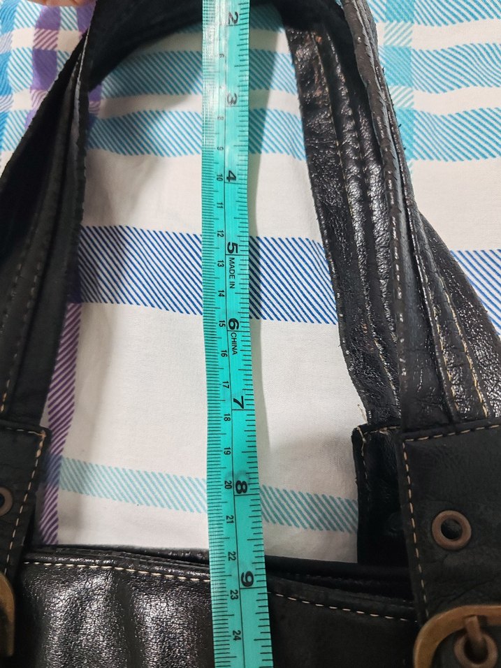 Tokalı Siyah Deri Kadın Çanta - Görsel 5