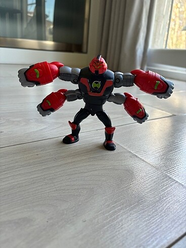  Ben10 Figür Oyuncak / Dört Kol