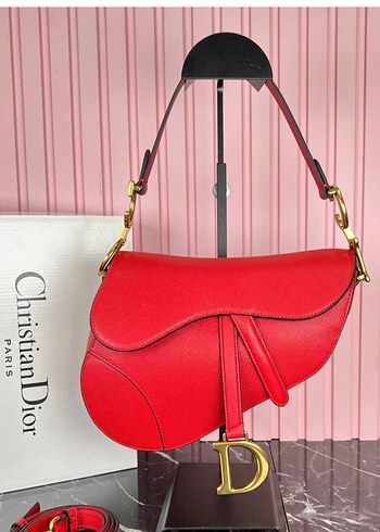 Kırmızı Deri Christian Dior Tokalı Kadın Çanta