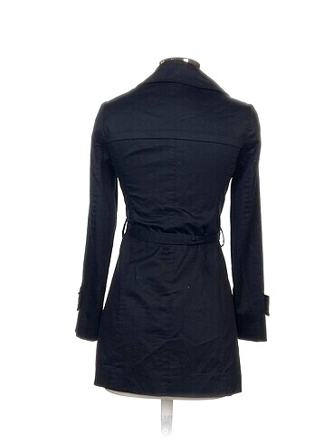36 Beden Koton Trenchcoat %70 İndirimli.