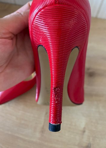 Kemal Tanca Kırmızı Modern Klasik Stiletto Kadın Ayakkabı