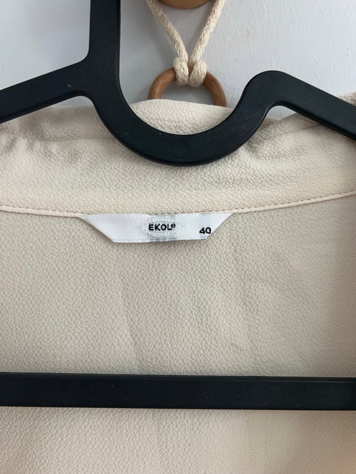 Krem ekol Düğmeli Kadın Gömlek - Görsel 2