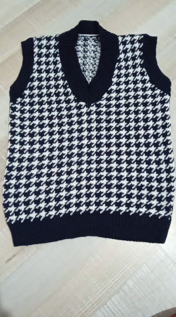 Kadın V Yaka Örgü Süveter - Görsel 2