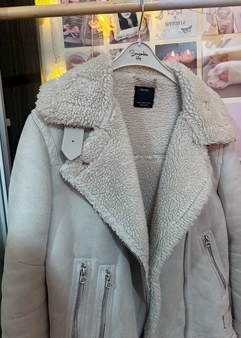 Bershka içi kürklü ceket - Görsel 3