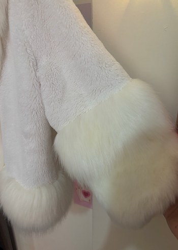 Beyaz Tüylü kürk - Görsel 5