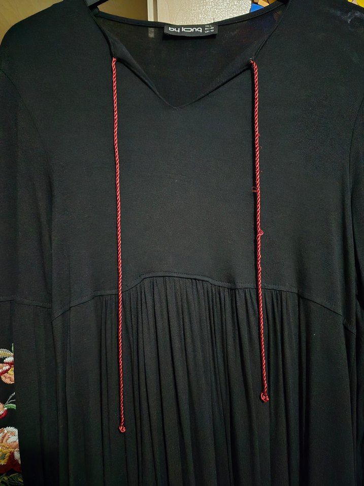 Püsküllü Nakışlı Siyah Bohem Uzun Elbise - Görsel 5