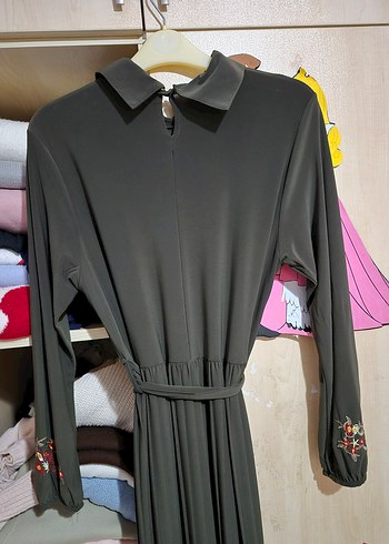 Püsküllü Haki İşlemeli Uzun Elbise - Görsel 6