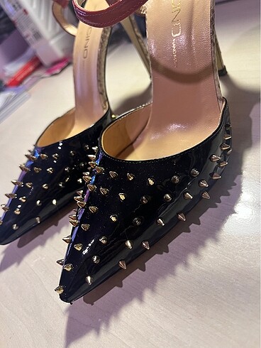 39 Beden Stiletto