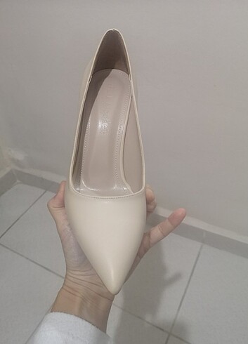 Stiletto ayakkabı - Görsel 3