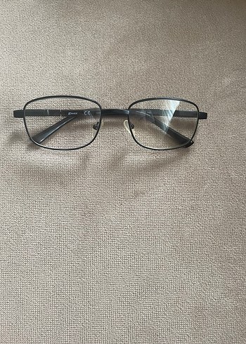 Gri Minimalist Kadın Gözlüğü