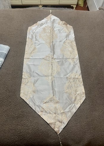 Masa örtüsü ve runner - Görsel 2