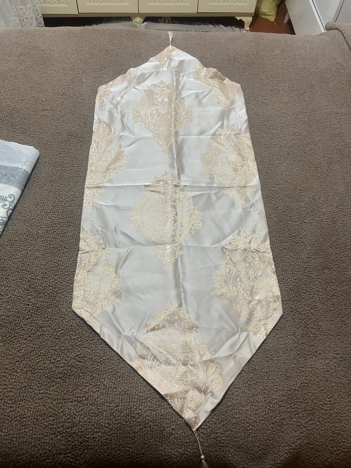 Masa örtüsü ve runner - Görsel 2