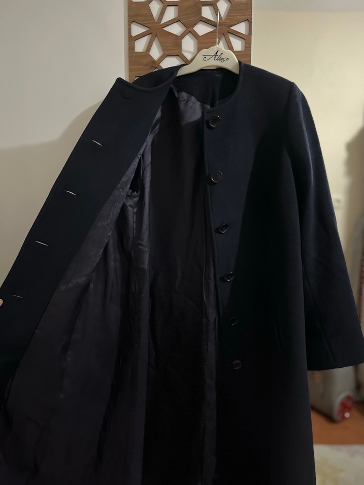 Düğmeli Uzun Kadın Kaban - Görsel 3