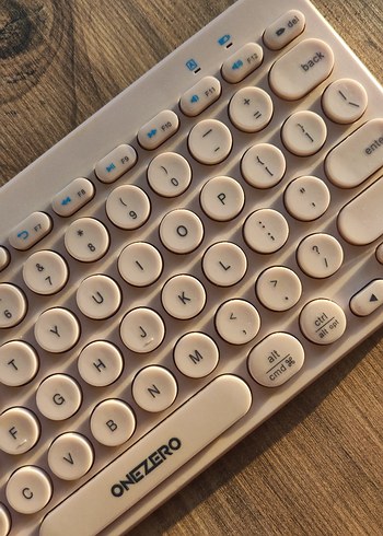 Pembe ONEZERO Yuvarlak Tuşlu Klavye - Görsel 4