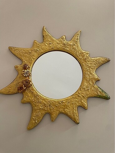 Gold ayna