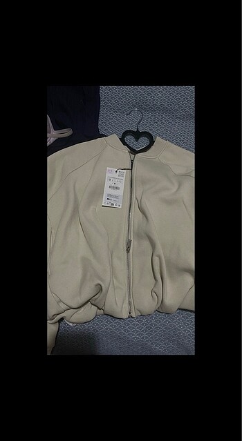 m Beden Zara peluş bomber ceket