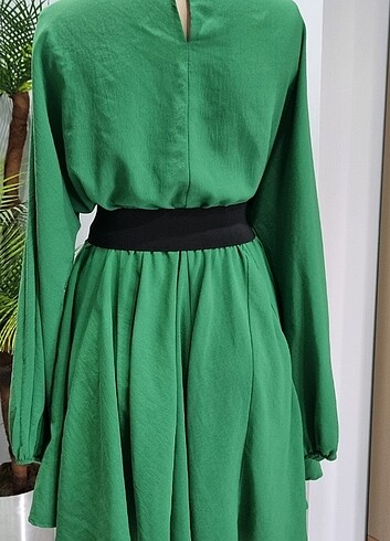 Çok şık parçalı kloş kısa elbise - Görsel 8