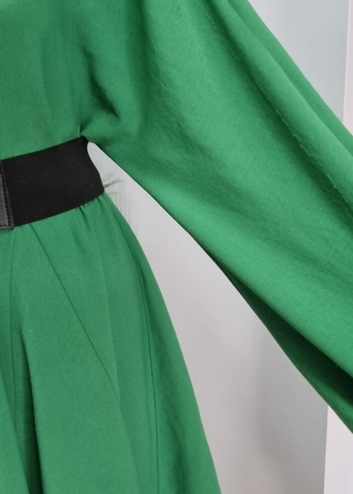 Çok şık parçalı kloş kısa elbise - Görsel 5