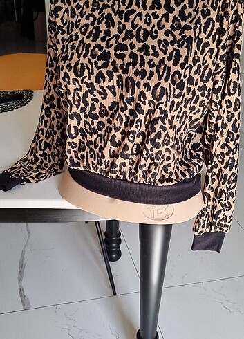 Leopar kısa bluz  - Görsel 2