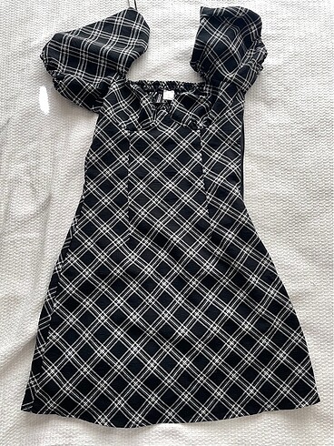 H&m ekose elbise