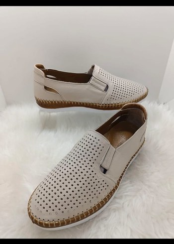 New Balance Beyaz Bağcıklı Kadın Spor Ayakkabı - Görsel 7