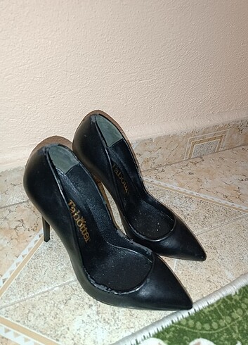 36 Beden Stiletto