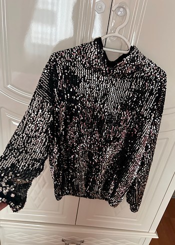 Siyah Pul Payetli Kapüşonlu Kadın Sweatshirt - Görsel 3