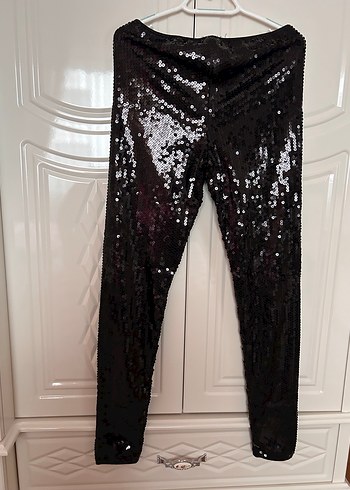 Kadın Siyah Payetli Dar Kesim Pantolon - Görsel 2