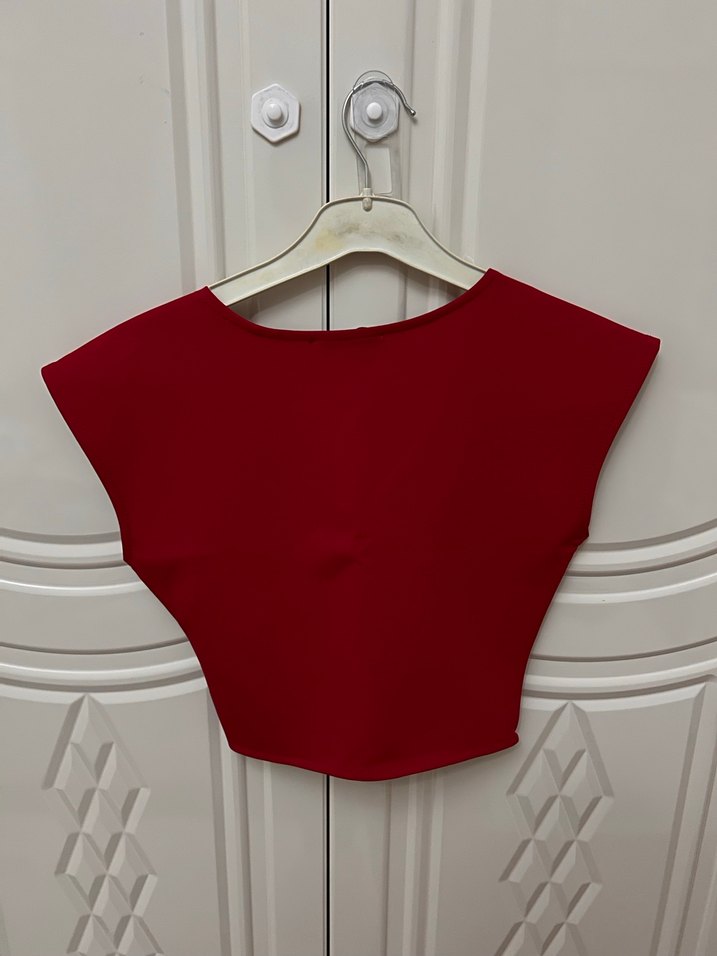 Bordo V Yaka Kolsuz Mini Bluz - Görsel 4