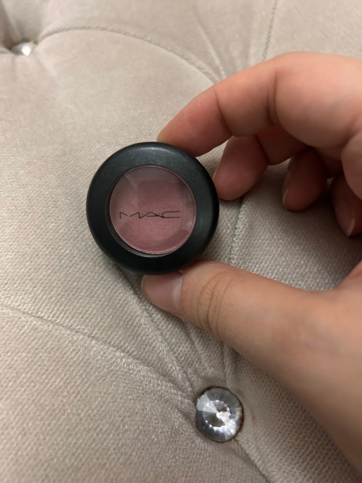 MAC Girlie Far - Görsel 2