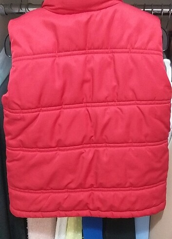 4 Yaş Beden kırmızı Renk Sisme yelek gs store 