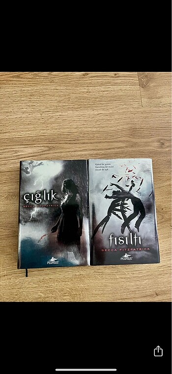 Hush hush serisi fısıltı çığlık