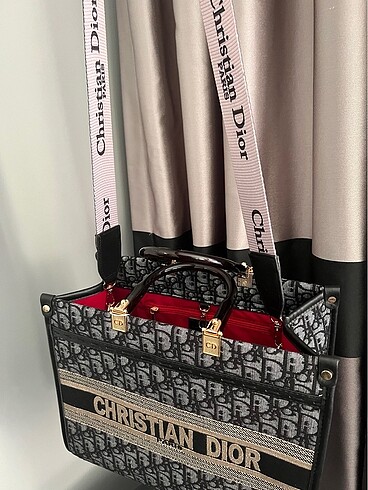 Dior Christian dior askılı çanta