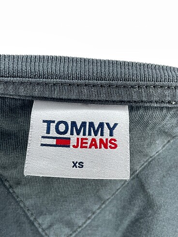 xs Beden çeşitli Renk Tommy Hilfiger T-shirt %70 İndirimli.