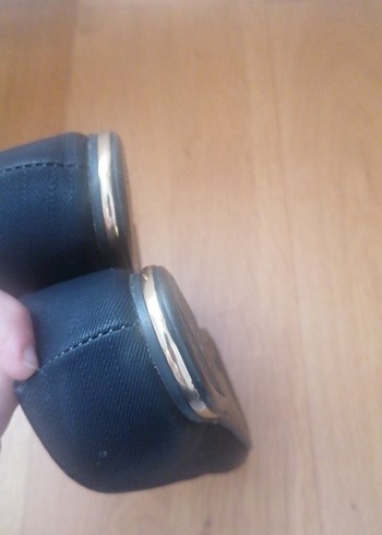 36 Beden Siyah Tokalı Kadın Günlük ayakkabi