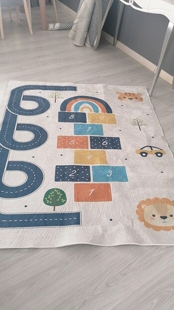Kaymaz taban halı 150x180