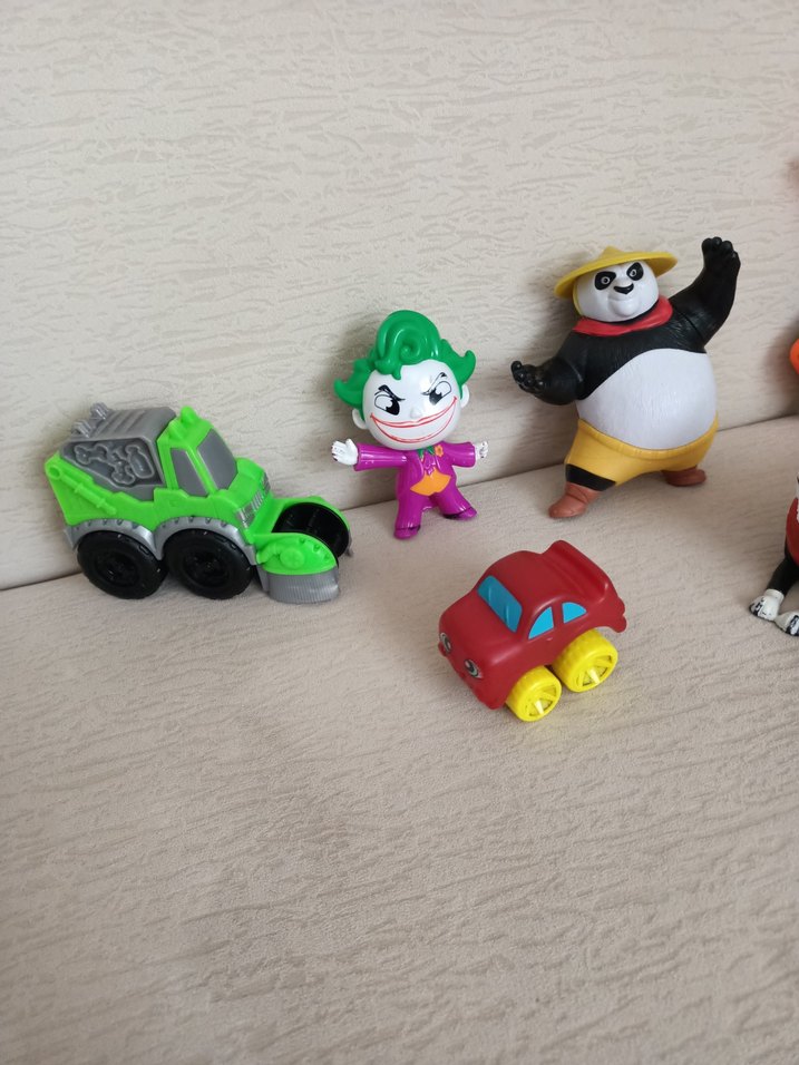 Renkli Çeşitli Çizgi film karakterleri - Görsel 2