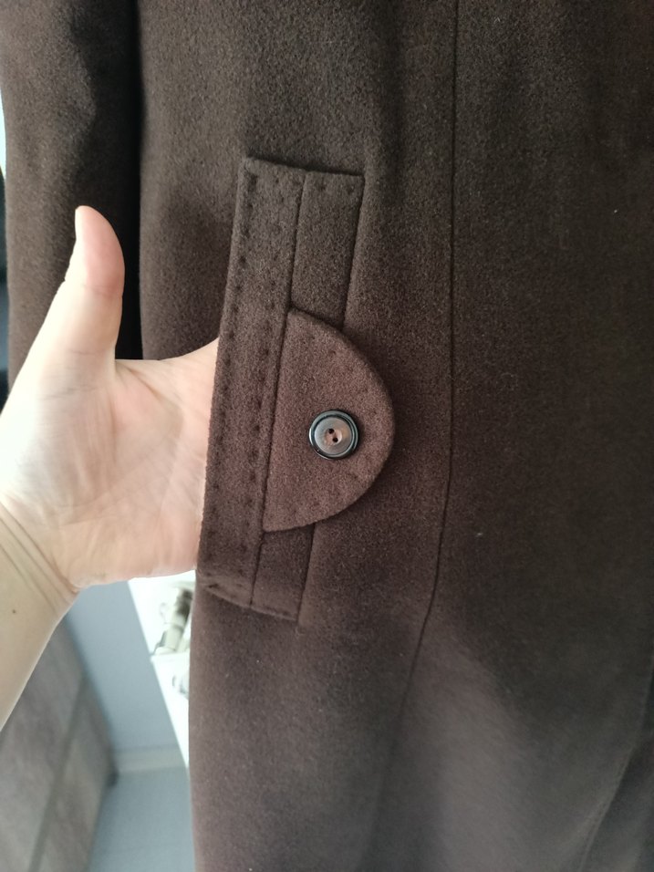 Kahverengi Düğmeli Uzun Kadın Kaban - Görsel 2