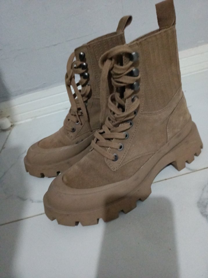 Zara Kahverengi Süet Kadın Bot - Görsel 3