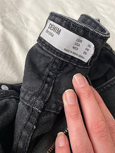 Bershka Mom jean