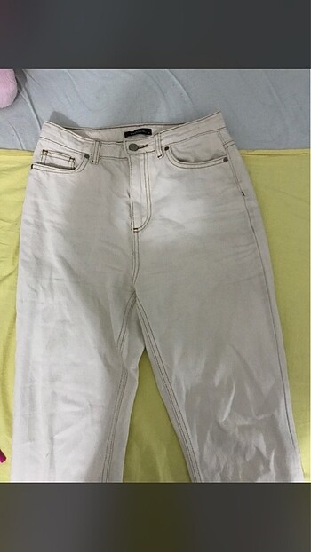 34 Beden beyaz Renk trendyolmilla ekru mom jean